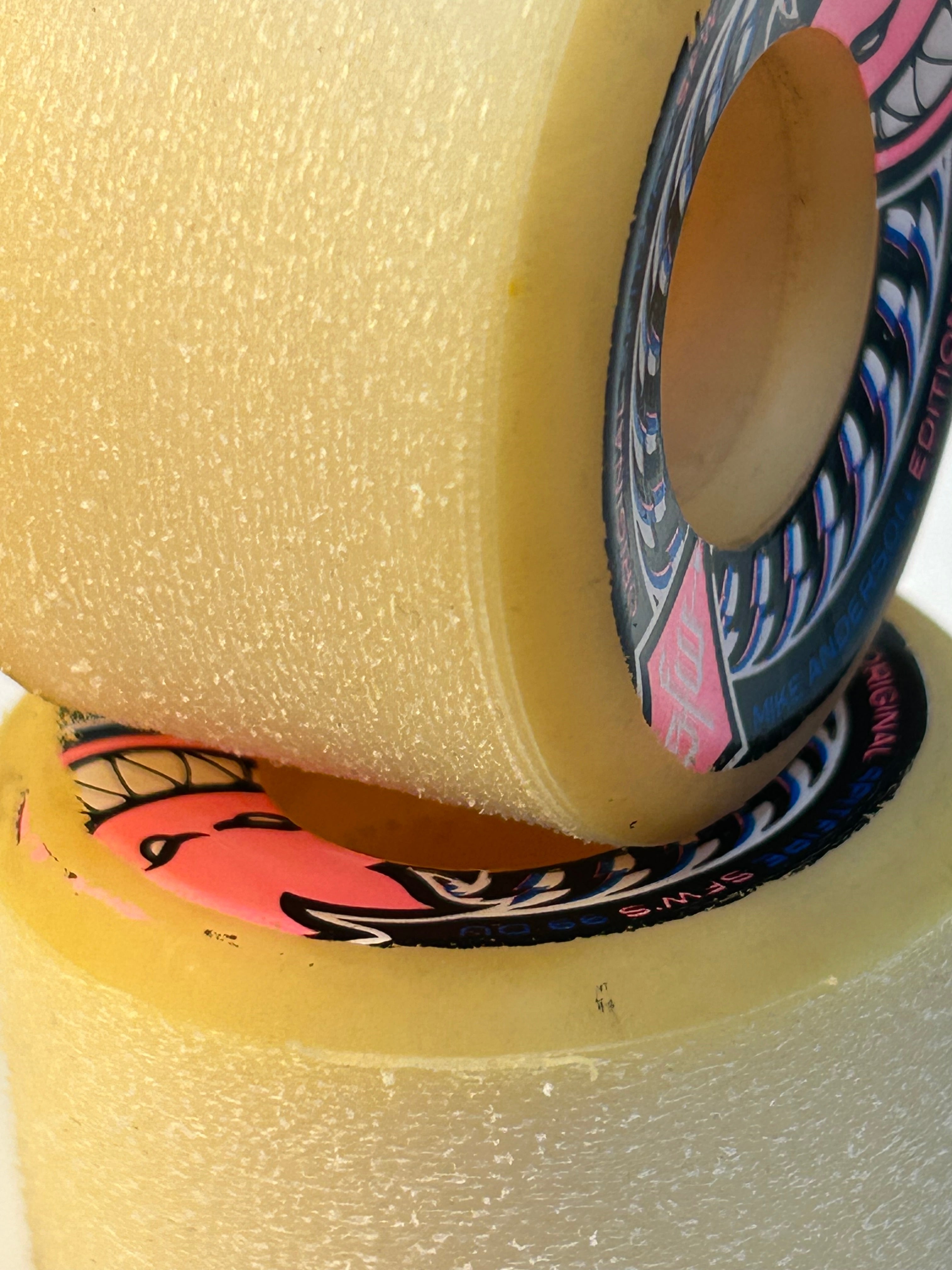Refurbees Spits 50mm 99A Pink